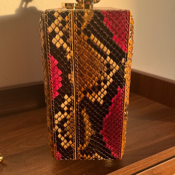 Brandon Blackwood Snake-Print Kendrick Trunk in Brown & Fuscia - Picture 6 of 8